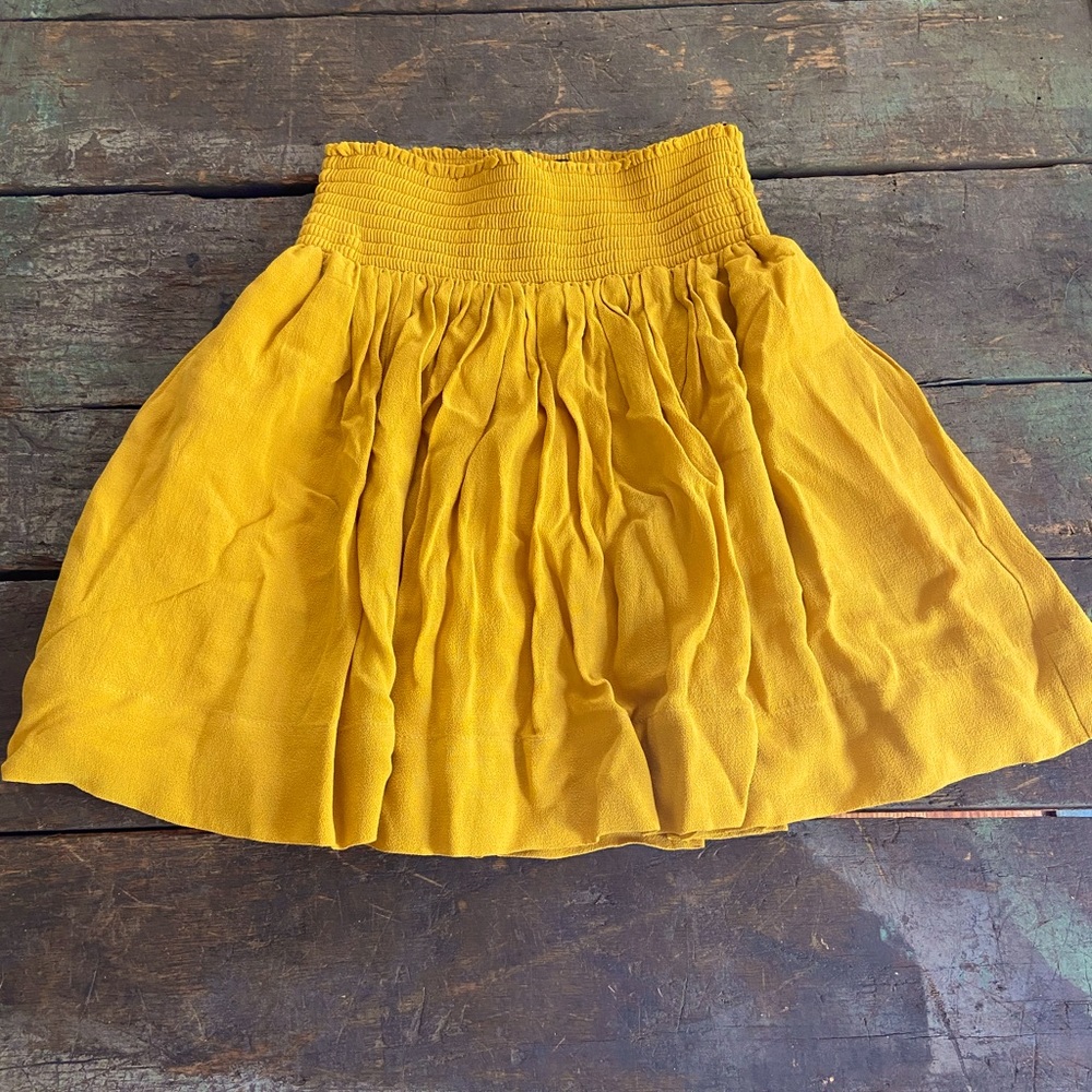 Banana Republic Flowy Short Skirt